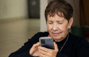 Economía plateada: lo que cambia cuando dejamos de ver la vejez como dependencia