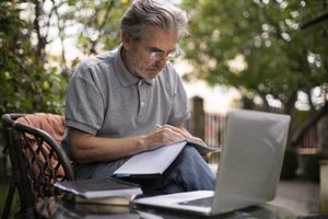Emprendimiento del aduto mayor: cómo la experiencia puede convertirse en una oportunidad de negocio