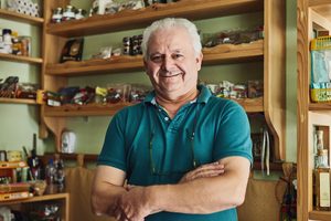 Economía plateada: oportunidades para crear nuevos negocios y soluciones